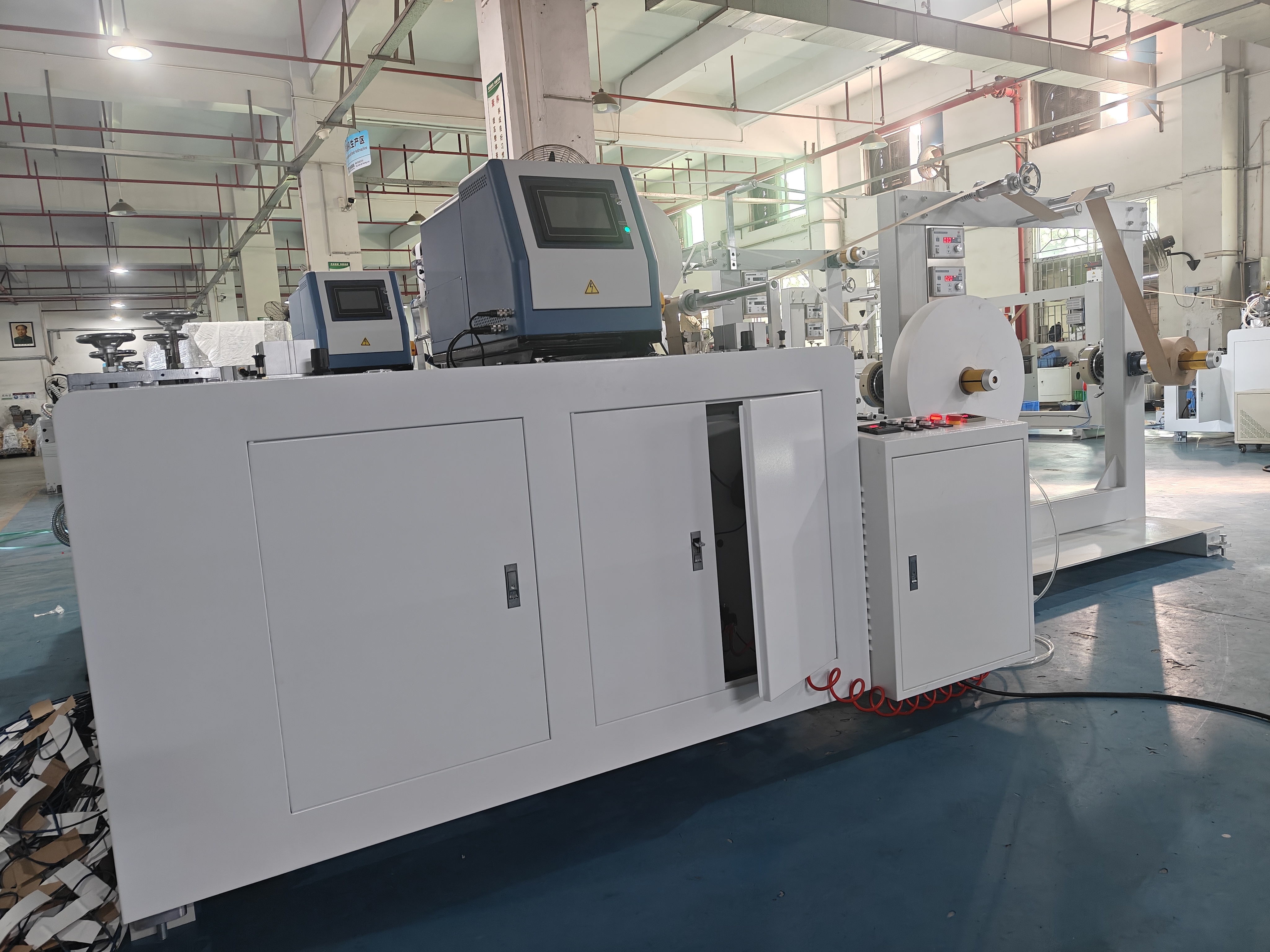 Automatic 10F Water Glue Twisted Paper Handle Making Machine Continuous Running High Stability Output For Paper Handle Equipment
